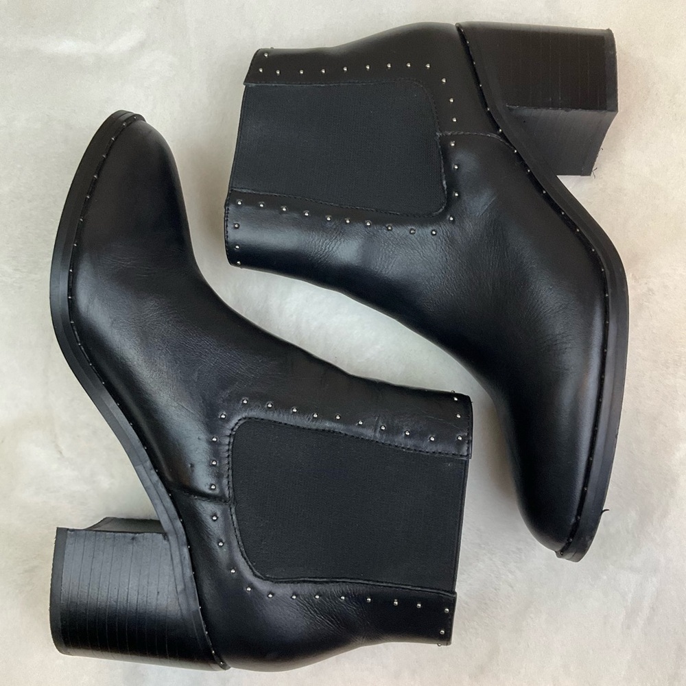 Steve Madden Leather Malorie Chelsea Boot